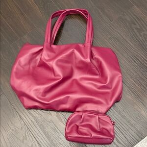 Neiman Marcus Fuchsia Tote Bag Set